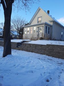 1399 Charles Ave, Saint Paul, MN, 55104