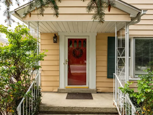 1726 E Vine St S, Salt Lake City, UT 84121