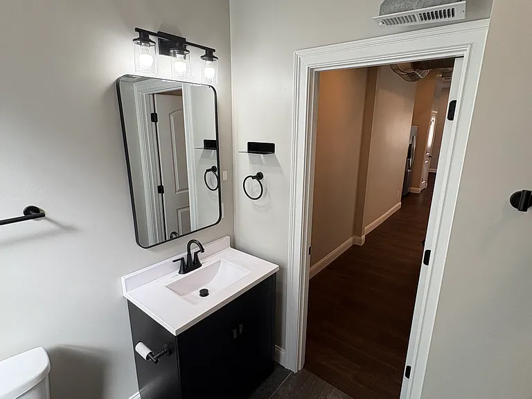 117 S Main St #2E — Photo 17