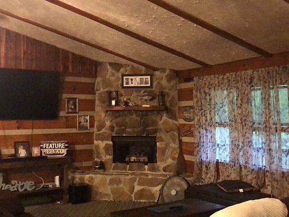 4th image of 429 Richardson Hollow Ln