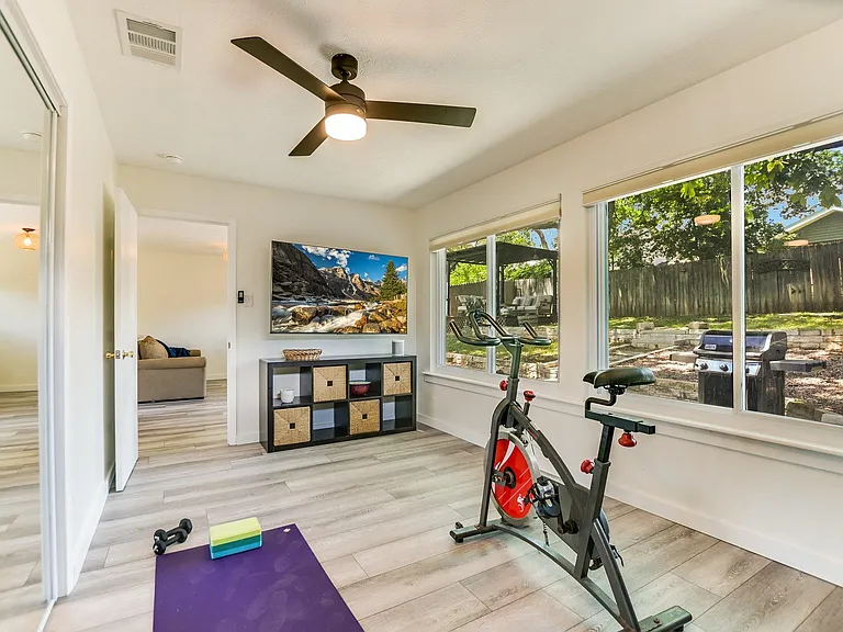 6508 Sunnysky Way — Photo 18