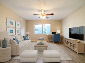 Lago Bello Apartment Homes