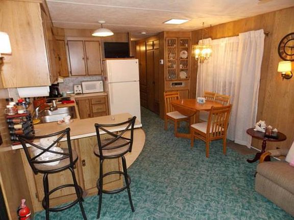 4th image of 37529 Elder Ln