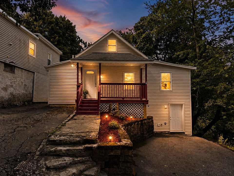 1st image of 8 Hawkins St