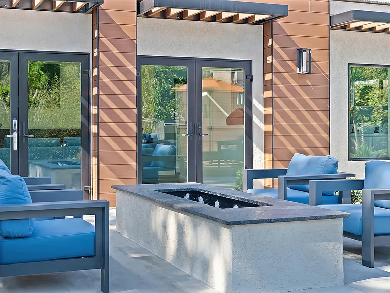 Silver Oak Apartments — Photo 21