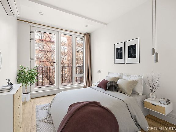 3rd image of 143 Winthrop St APT 3A