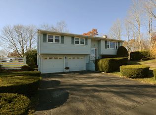 332 Vernon Ave, Vernon, CT 06066