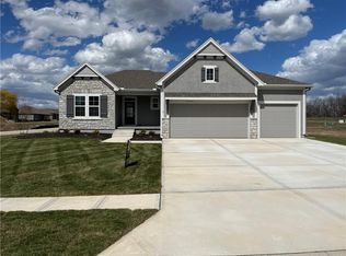 20060 W 226th Ter, Spring Hill, KS 66083