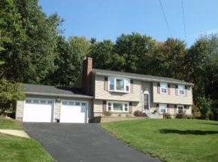 720 Cohas Ave, Manchester, NH 03109