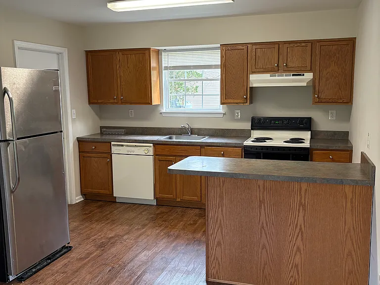 1490 Fries Mill Rd — Photo 12