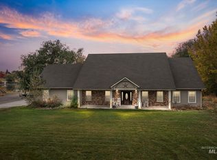 195 Boat Landing Rd, Ontario, OR 97914