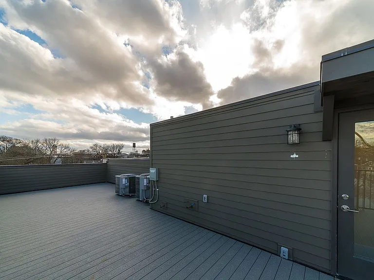 510 Garfield St — Photo 24