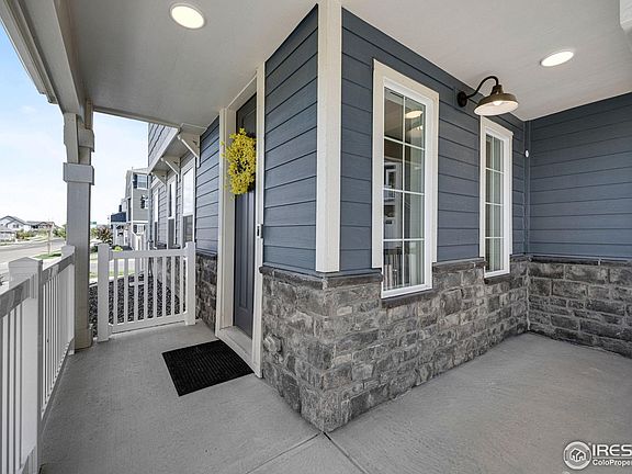2nd image of 542 Highlands Cir