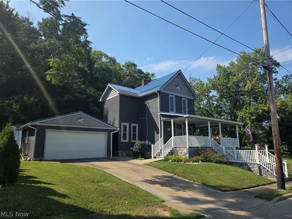 220 S Wardell St, Uhrichsville, OH 44683