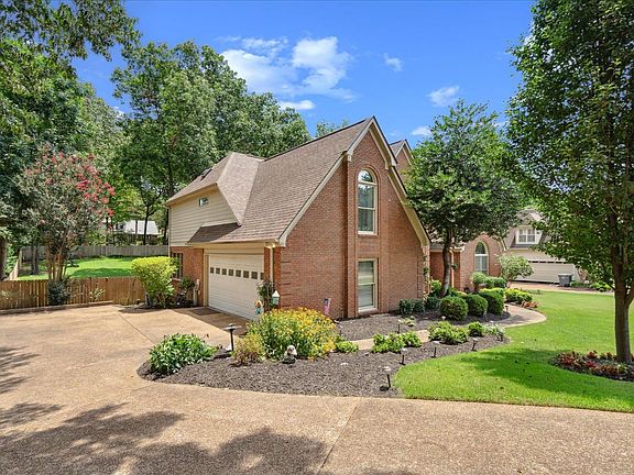 3rd image of 1840 Wood Oak Dr
