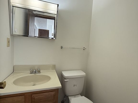 4th image of 4412 Blackwell St #3