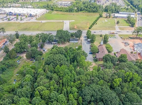 5th image of 224 Fort Mill Hwy