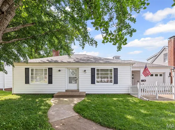 1539 N Charles St, Belleville, IL 62221