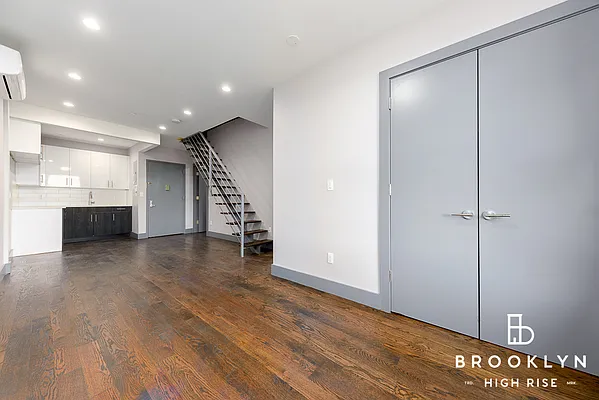 Rented by Brooklyn High Rise LLC | media 2
