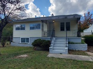 171 Johnson Rd, Oak Ridge, TN 37830