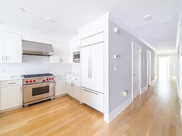 227 East 67th Street image 6 of 18