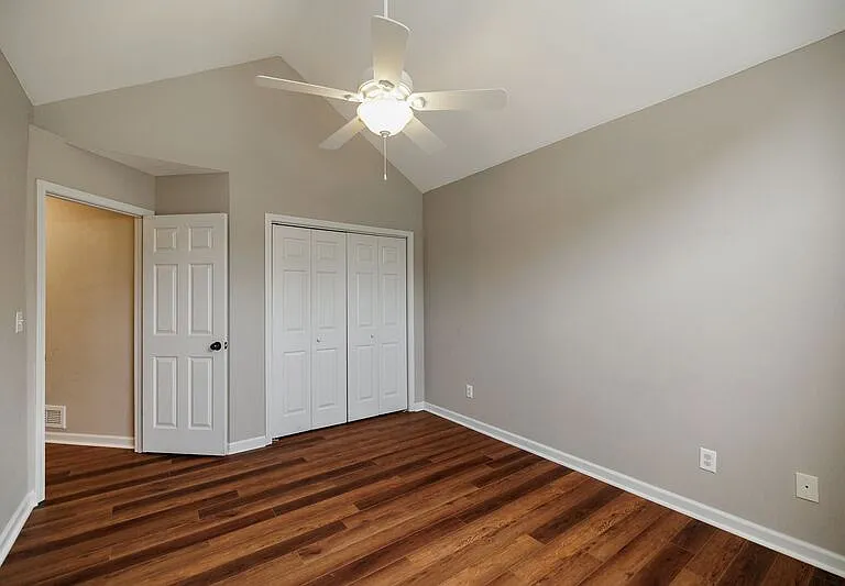 195 Bedford Dr — Photo 18