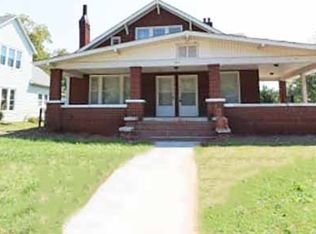 317 S College Ave #A, Newton, NC 28658
