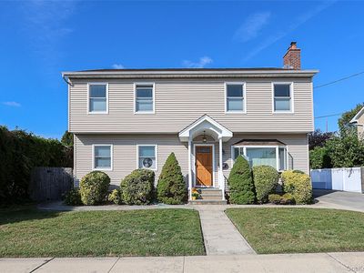 115 Myers Avenue, Hicksville, NY, 11801