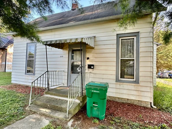 2221 Spring St, New Castle, IN 47362