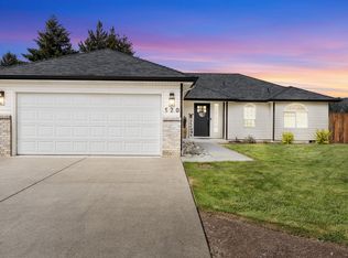 520 Fir St, Lyons, OR 97358