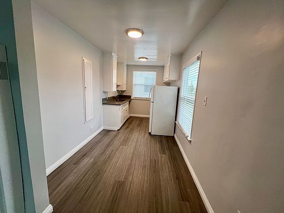 5th image of 4490 N Banner Dr APT 3