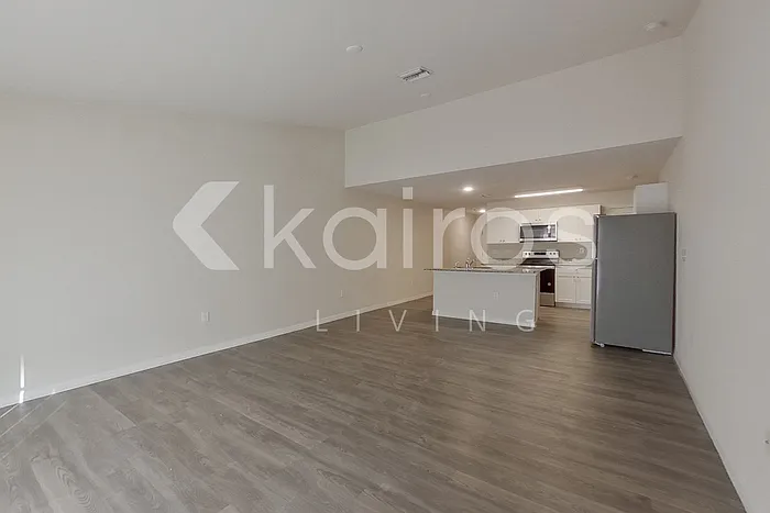 2 bed, 2.0 bath, 1120 sqft, $1,474 — Photo 4