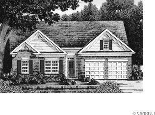 13 Kingsford Ln, Spencerport, NY 14559