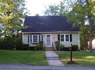 81 Westwood Dr, Nashua, NH 03062