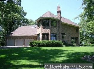 18410 Highpath Ln, Minnetonka, MN 55345