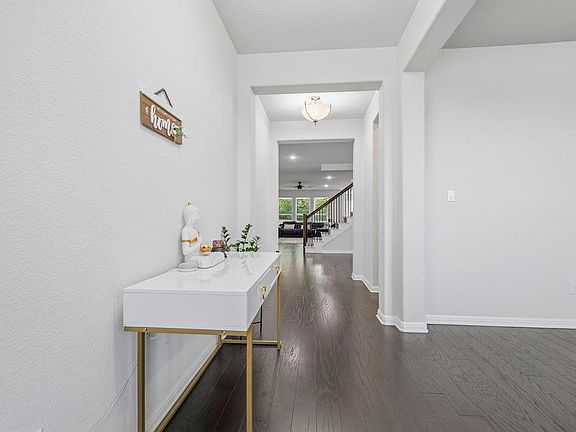 5th image of 17616 Chino Ln