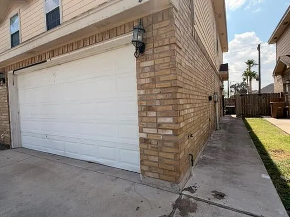 2712 Phoenix St, Edinburg, TX 78541