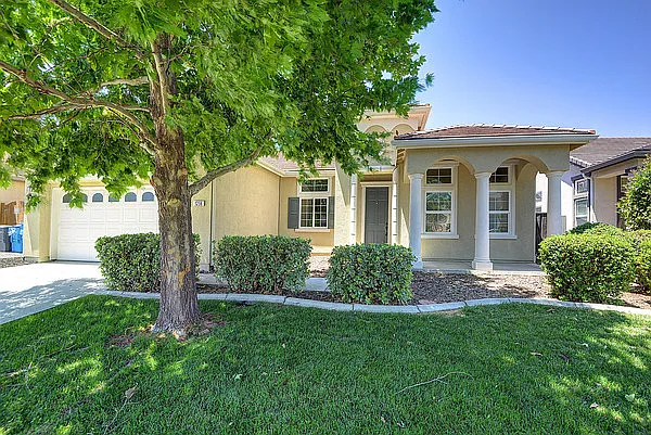 1256 Paddington Way photo 1