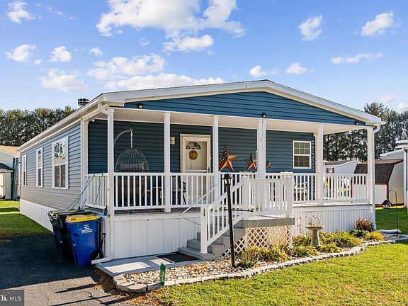 2nd image of 26 Ruth Dr