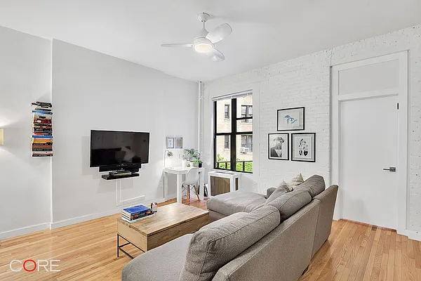 Rented by CORE | media 6