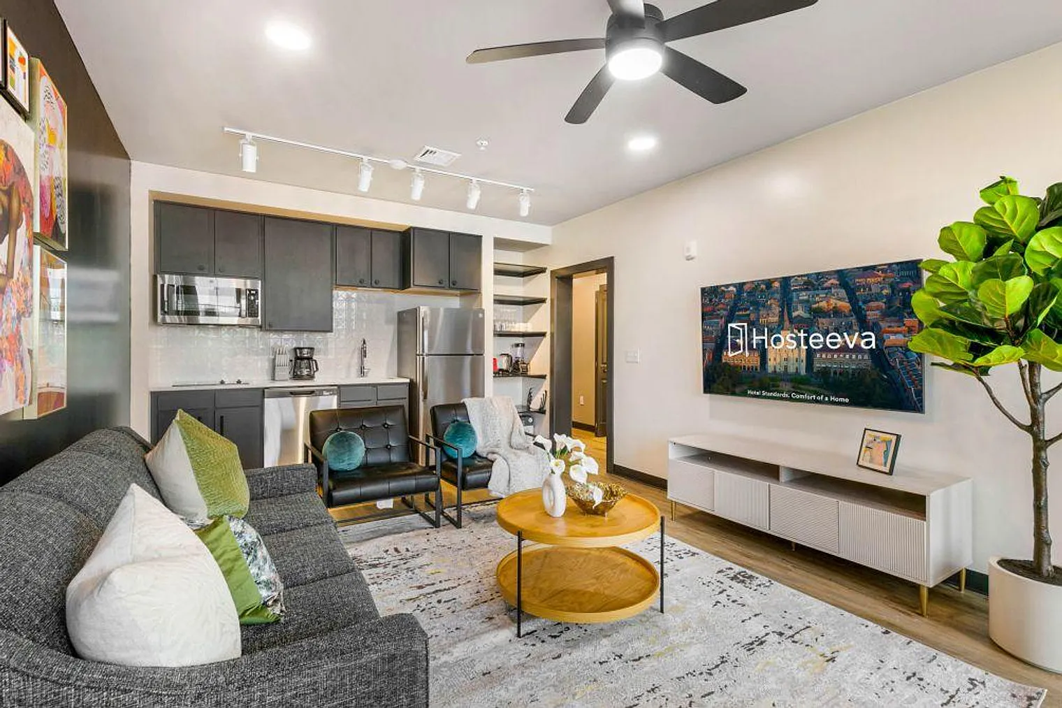 2 bed, 1.0 bath, 904 sqft, $6,684 — Photo 3