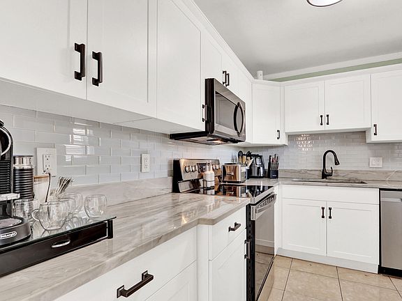 3rd image of 502 Davis Road #12