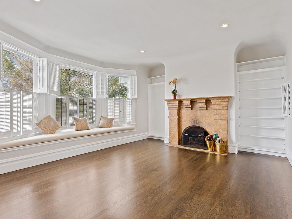 1st image of 58 21st Ave