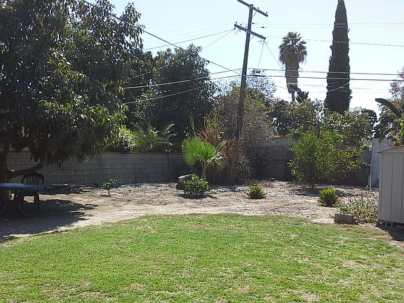 5th image of 11408 Thienes Ave.