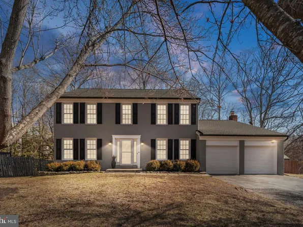 5 Apple Blossom Ct, Stafford, VA 22554