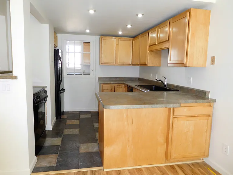 1900 Florida Rd #2 — Photo 3