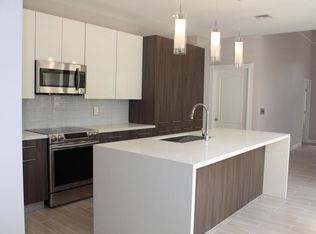 5656 NW 40th Ave #4, Boca Raton, FL 33496