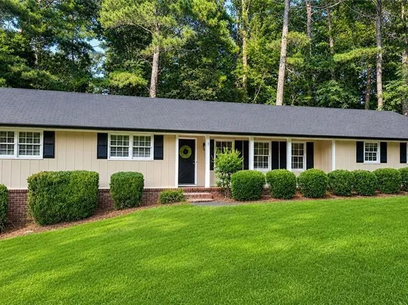 2356 Cambridge St, Snellville, GA 30078
