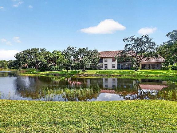 3rd image of 3470 SE Martinique Trce APT 103
