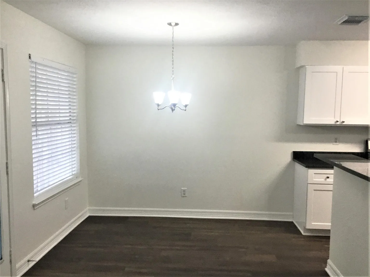 3 bed, 2.5 bath, 1578 sqft, $1,845 — Photo 4